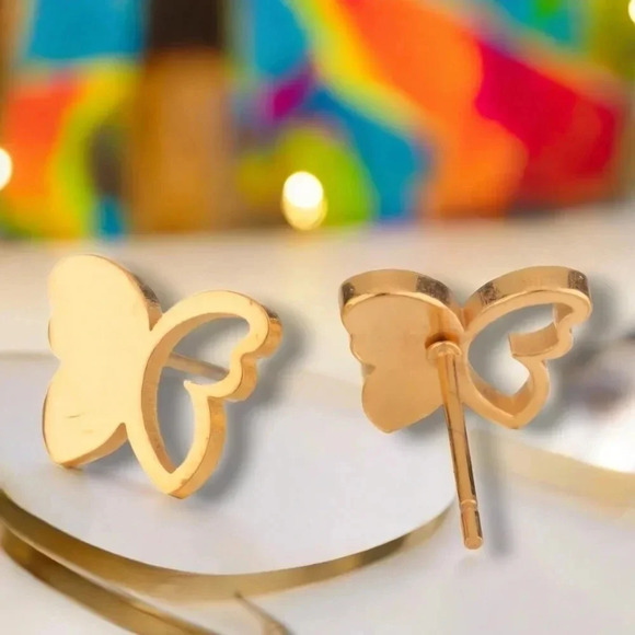 🆕️18K Gold Plated Stainless Steel Butterfly Stud Minimalist Trendy Earrings 🦋 - Picture 4 of 10